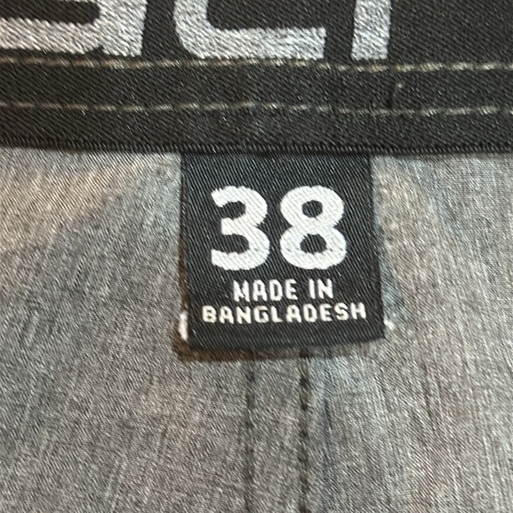 Men’s Denali shorts size 38 - Picture 4 of 6